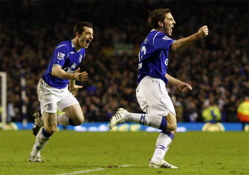 Đá lại vòng 4 FA Cup: Everton ''hất cẳng'' Liverpool khỏi FA Cup